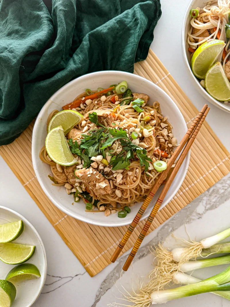 Pad Thai s kuřecím masem