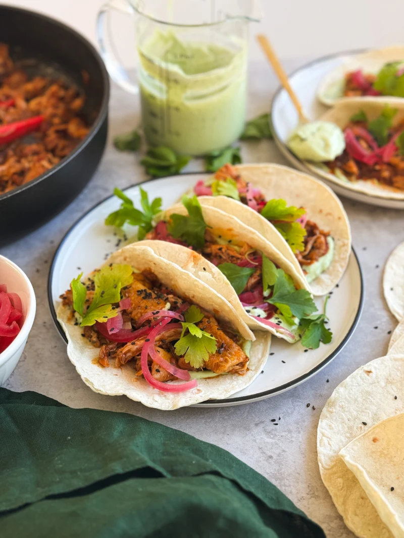 Tacos s trhaným kuřecím masem